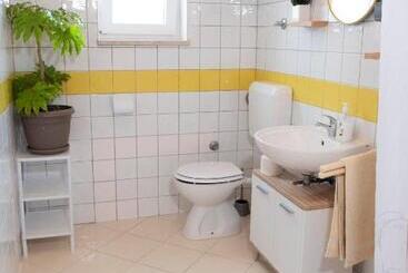پانسیون Apartment And Rooms Vilma