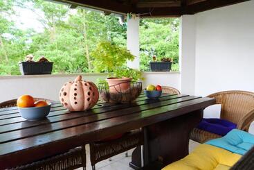 پانسیون Apartment And Rooms Vilma