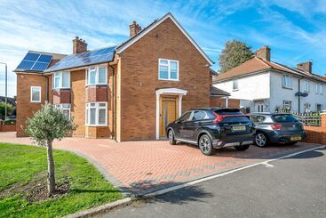 Goldbeaters House - Watford