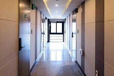Cityhall Hotel Jeju
