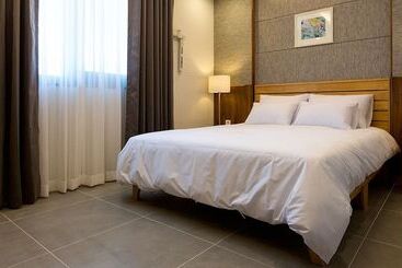 Cityhall Hotel Jeju