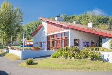 هتل Vvf Résidence Pays Basque Saint Jean Pied De Port