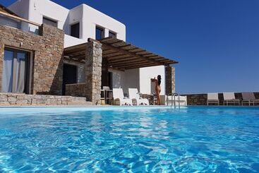 Amallini Suites Mykonos