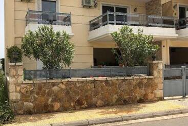 Athens Airport Lodge