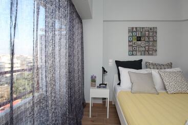 ツーリストアパートメント Edem Beach Apartment With Mountain View By Athenian Homes