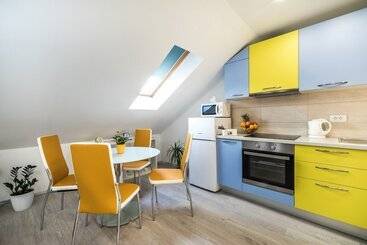 پانسیون Apartments Sunshine Home
