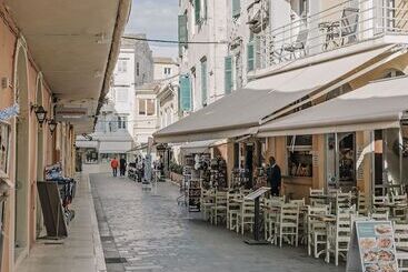 Venetian Reale