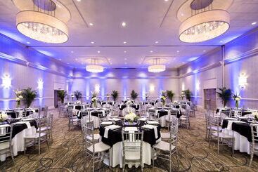 Doubletree By Hilton Hotel Jacksonville Riverfront