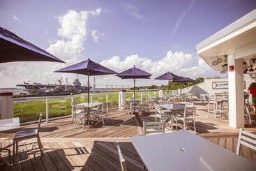 Harborside At Charleston Harbor Resort And Marina