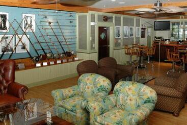 Harborside At Charleston Harbor Resort And Marina