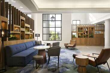 Hilton New Orleans Airport
