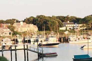 Отель Cape Cod Inn