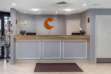 호텔 Comfort Inn Hyannis  Cape Cod