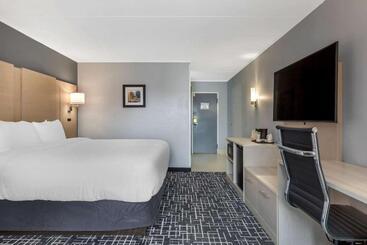 호텔 Comfort Inn Hyannis  Cape Cod