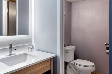 호텔 Comfort Inn Hyannis  Cape Cod