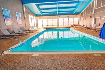 호텔 Comfort Inn Hyannis  Cape Cod