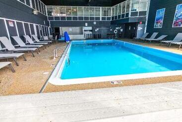 호텔 Comfort Inn Hyannis  Cape Cod