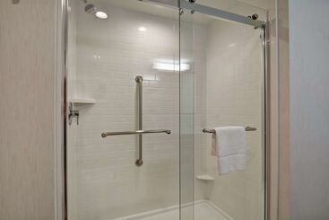 هتل Hampton Inn Charlestonnorth