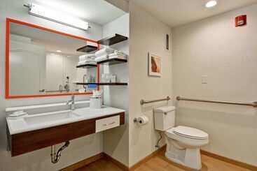هتل Hampton Inn Charlestonnorth