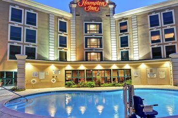هتل Hampton Inn Charlestonnorth