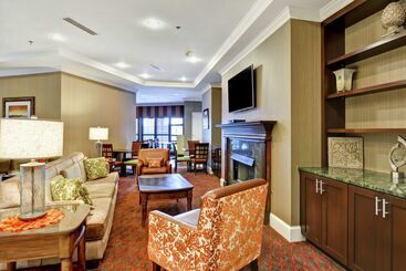هتل Hampton Inn Charlestonnorth