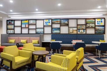 هتل Hampton Inn Charlestonnorth