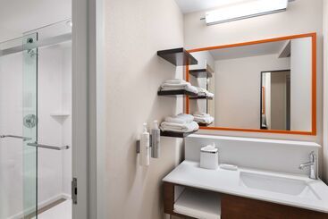 هتل Hampton Inn Charlestonnorth