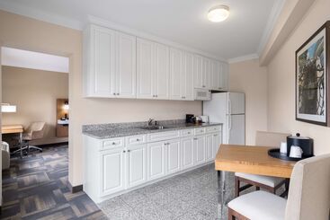 هتل Hampton Inn Charlestonnorth