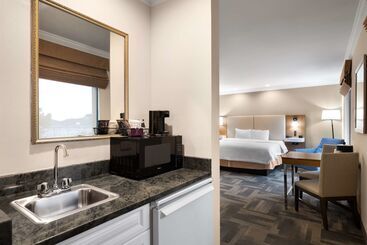 هتل Hampton Inn Charlestonnorth