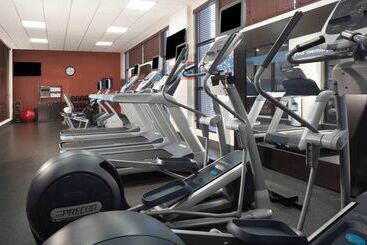 Отель Hampton Inn Charlestonsouthridge