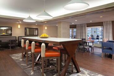 هتل Hampton Inn Charlestonsouthridge