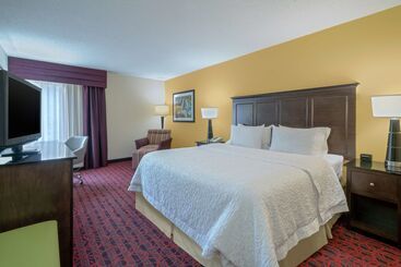 هتل Hampton Inn By Hilton Hopewell Fort Gregg Adams
