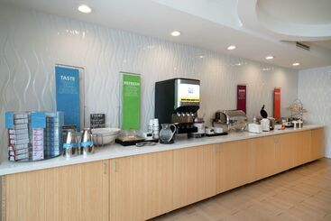 هتل Hampton Inn By Hilton Hopewell Fort Gregg Adams