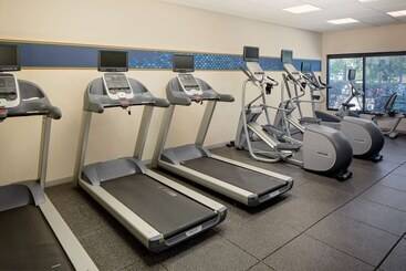هتل Hampton Inn & Suites Nashvilleairport