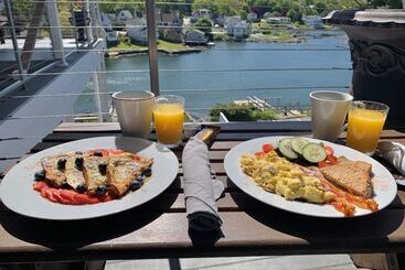 هتل Harborage Inn On The Oceanfront