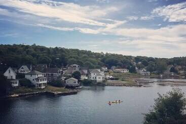 هتل Harborage Inn On The Oceanfront