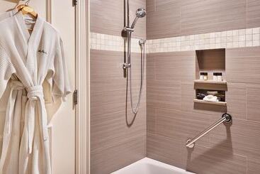 هتل Harbourview Inn