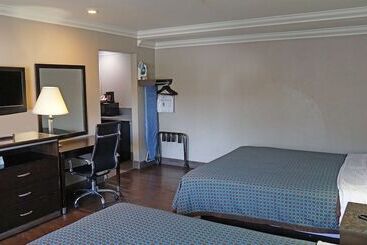 فندق Hawthorne Plaza Inn Near Lax