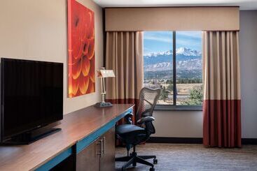 هتل Hilton Garden Inn Colorado Springs North
