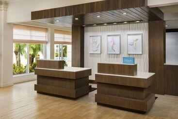 هتل Hilton Garden Inn Lake Mary