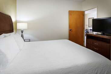 هتل Hilton Garden Inn Lake Mary