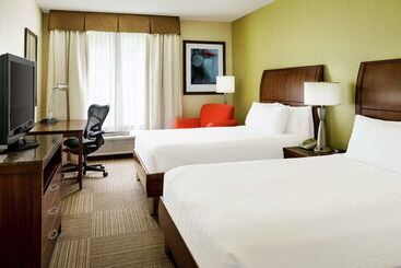 هتل Hilton Garden Inn Lake Mary