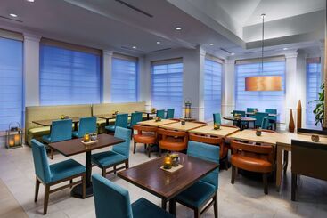 هتل Hilton Garden Inn Lake Mary