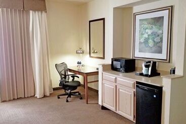 هتل Hilton Garden Inn Lake Mary