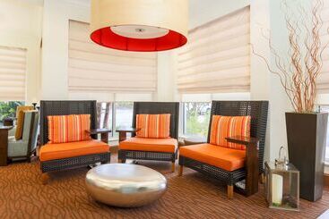 هتل Hilton Garden Inn Tallahassee