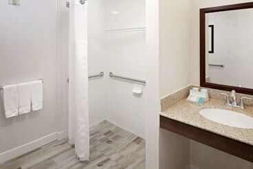 هتل Hilton Garden Inn Tampa Ybor Historic District