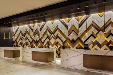 هتل Hilton Minneapolis