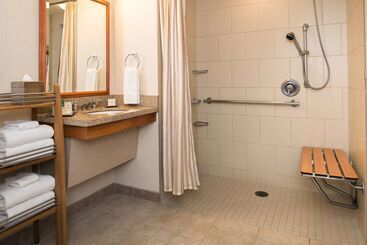 هتل Hilton Seattle Airport & Conference Center