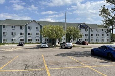 هتل New Victorian Inn & Suites Lincoln