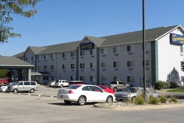 هتل New Victorian Inn & Suites Lincoln
